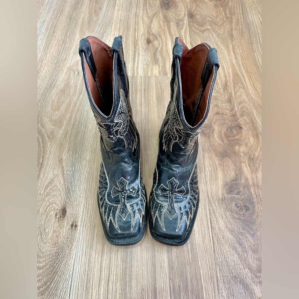 Innovation Pointed Toe Angel Wings Boots Size 12 EUC